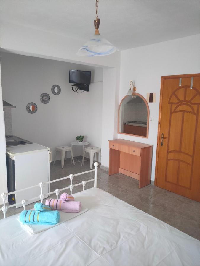 Vigla House Apartment Сикия Екстериор снимка